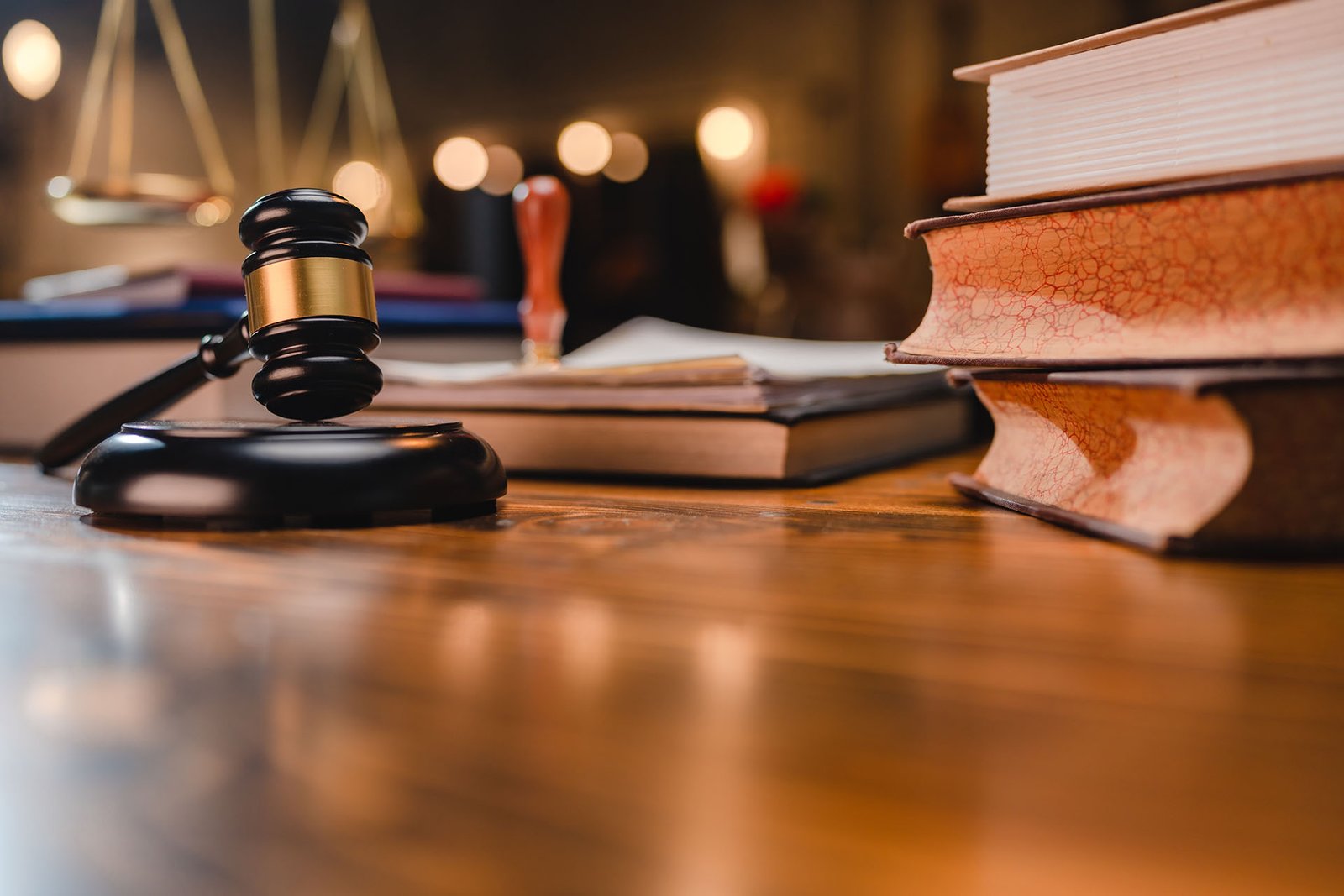 Legal Help in Richmond Hill - When to Call a Paralegal - Featured Image